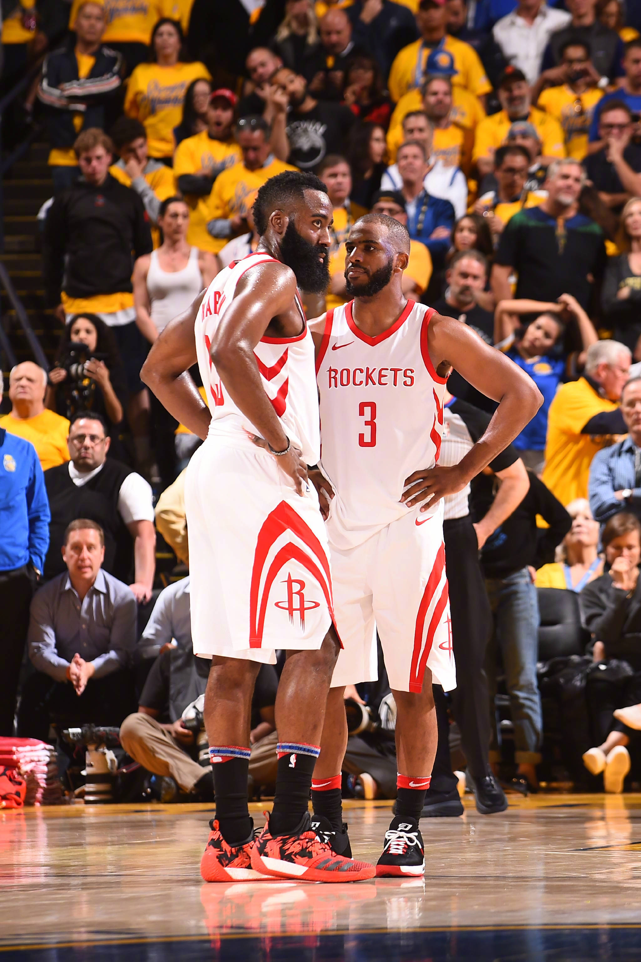 施行联合行 施行联合行