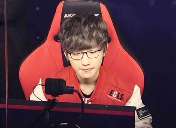 双重考验 双重考验