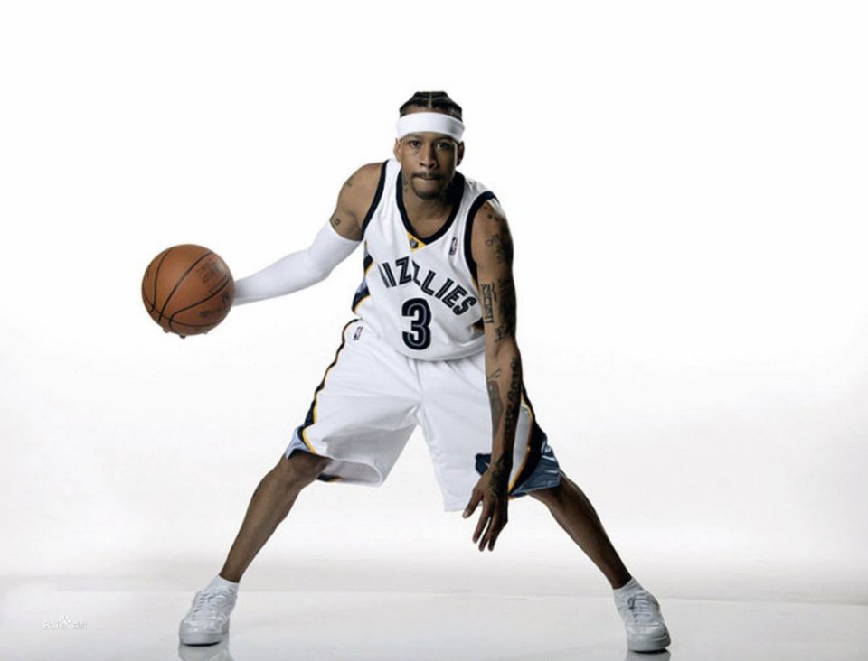 以5后卫低 以5后卫低